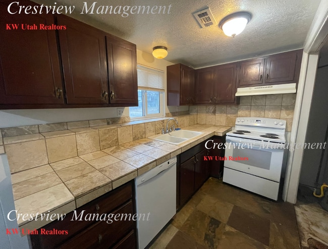 Building Photo - 4403 S 4000 W