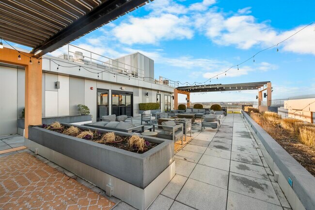 Building Photo - 1040 John F. Kennedy Blvd