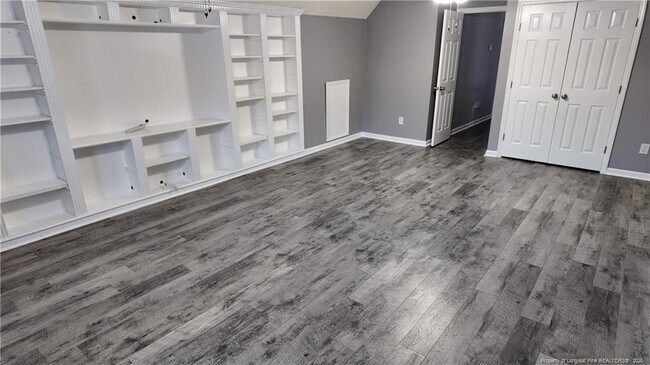 Building Photo - 3527 Standard Dr