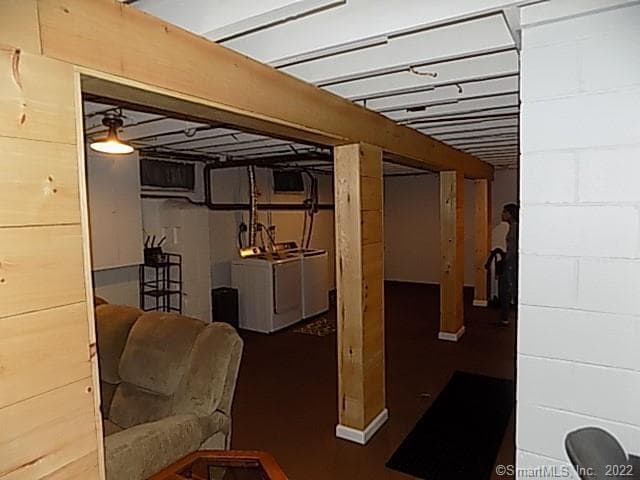 Building Photo - 10 Blueberry Ln