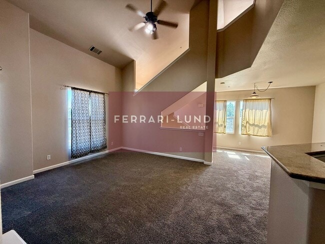 Building Photo - Beautiful townhome in Fallen Leaf , only 35 minutes from Incline Village-  Kay DeAlba Property!!!