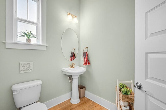 Building Photo - 6 Wilkes Rd