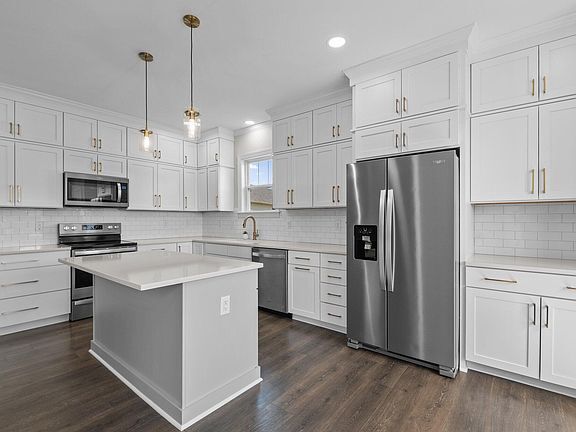 Building Photo - Build Equity While Leasing - Lease and Own...