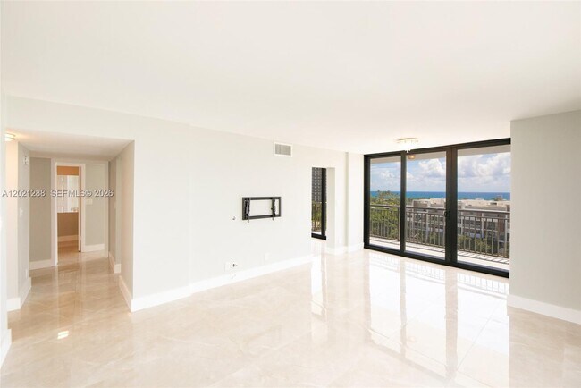 Building Photo - 3031 N Ocean Blvd
