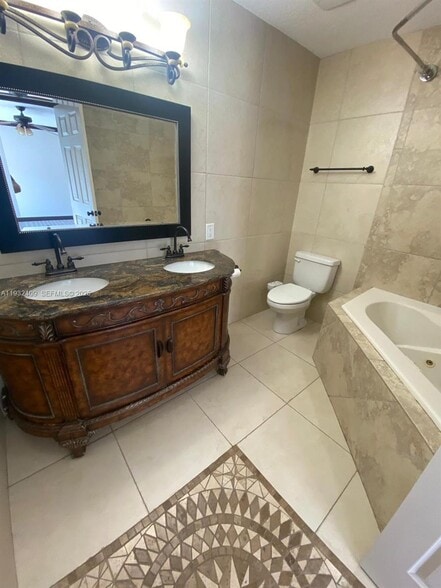 Building Photo - 8239 NW 8th Ct