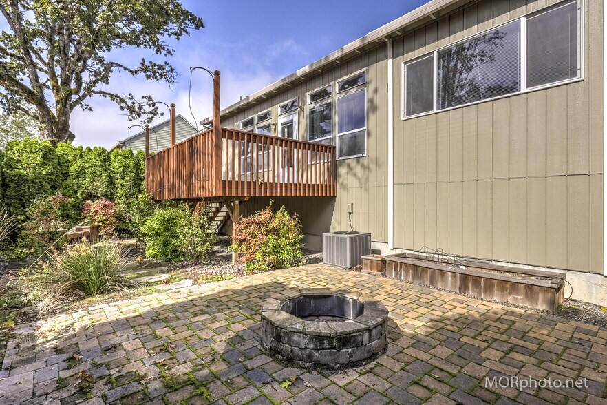 Building Photo - 12840 SW Harlequin Dr