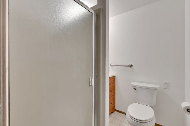 Building Photo - Arbor Lake Duplex unit for lease in private setting