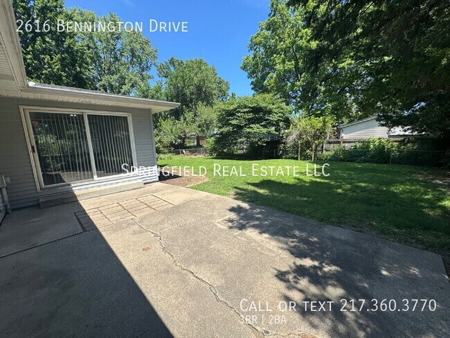 Building Photo - 2616 Bennington Dr