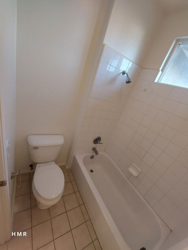 Building Photo - Stunning Two-Story Home with 4 Bedrooms an...