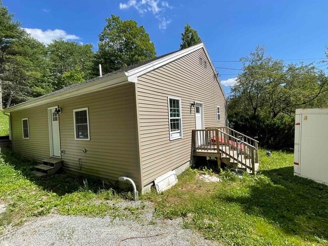 Building Photo - 35 Clinton Rd
