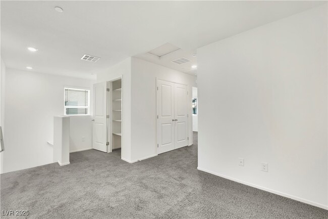 Building Photo - 1133 Scarlet Sparrow St
