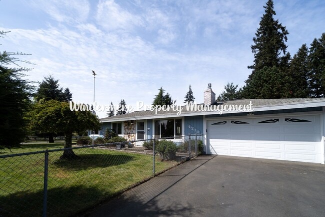 Building Photo - Bright and Charming 3 bed Rambler in Convenient Port Orchard Location