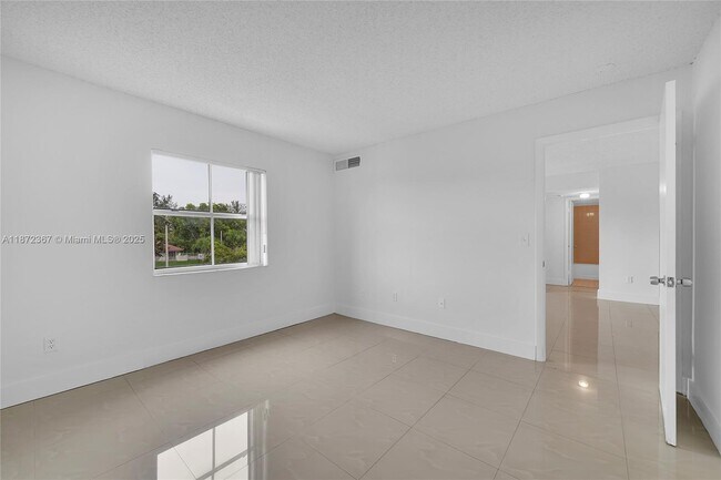 Building Photo - 8260 SW 210th St