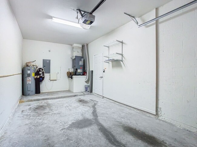 Building Photo - 8009 Tipperary Ln
