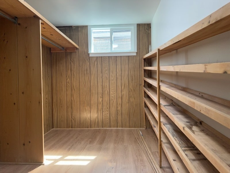 Storage Room - 329 E Saunders St