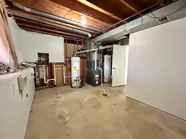 Building Photo - Completely Remodeled Home for Rent in Northwest Longmont