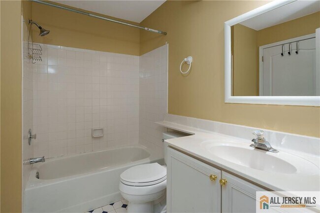 Building Photo - 14 Wilkinson Way