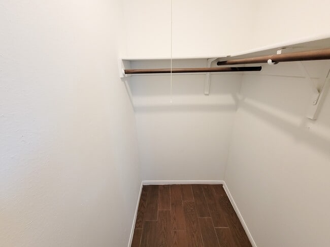 Building Photo - 10010 Sagecanyon Dr