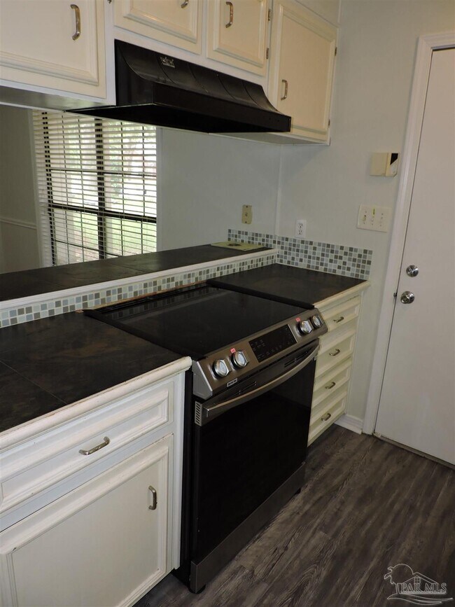 Building Photo - 2780 Honeywood Dr