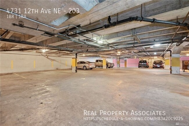 Building Photo - 4731 12th Ave NE