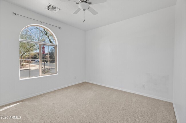 Building Photo - 3664 S Jasmine Dr