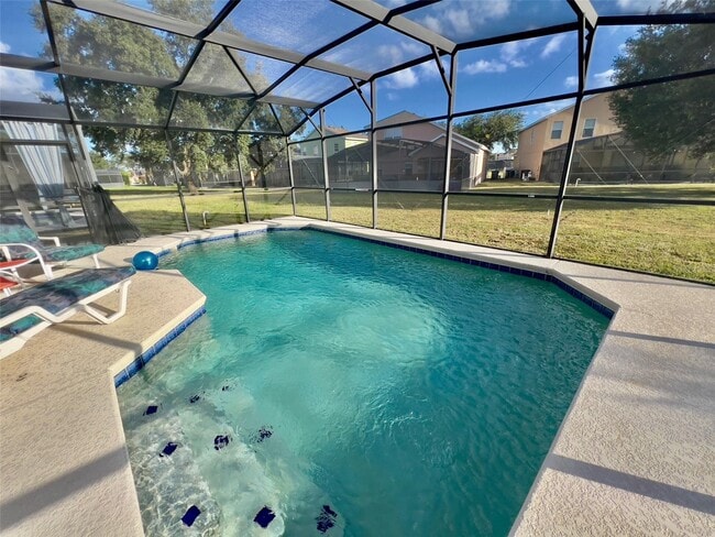 Building Photo - 297 Blue Jay Way