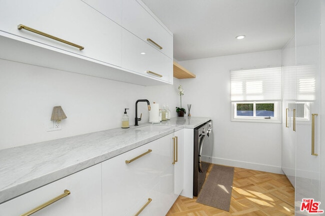 Building Photo - 5420 Indian Trail Ct