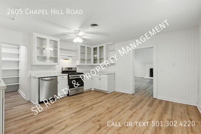 Building Photo - 2405 Chapel Hill Rd