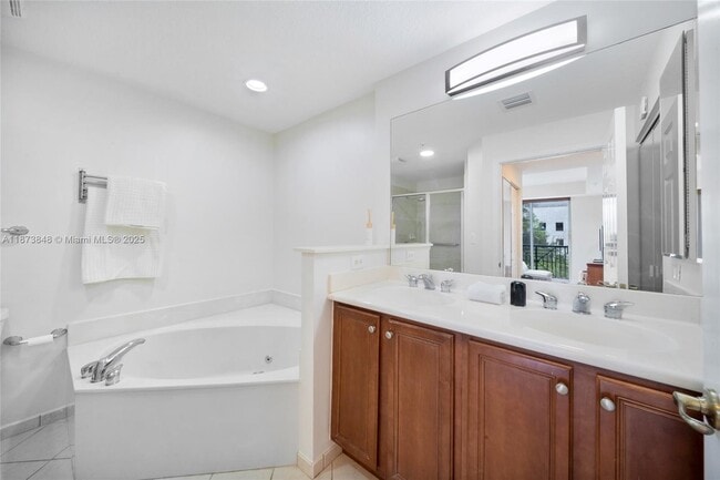 Building Photo - 9021 SW 94th St
