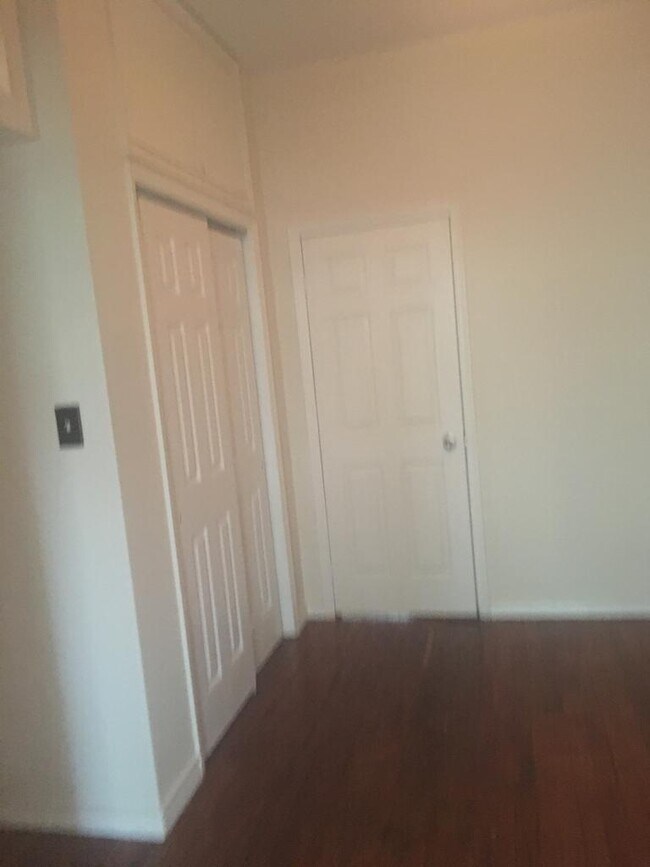 Building Photo - 416 Bay Ridge Ave
