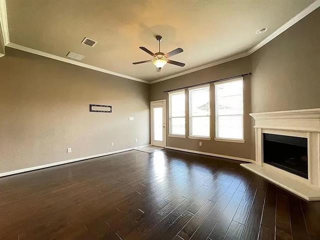 Building Photo - 1700 Medina Ln