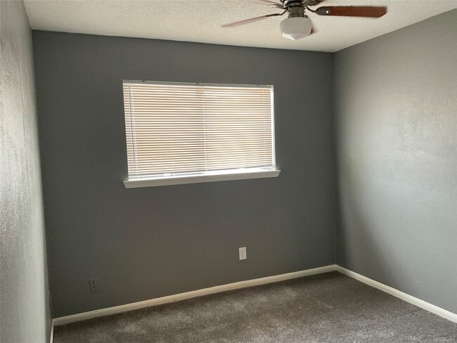 Building Photo - 1517 TX-146