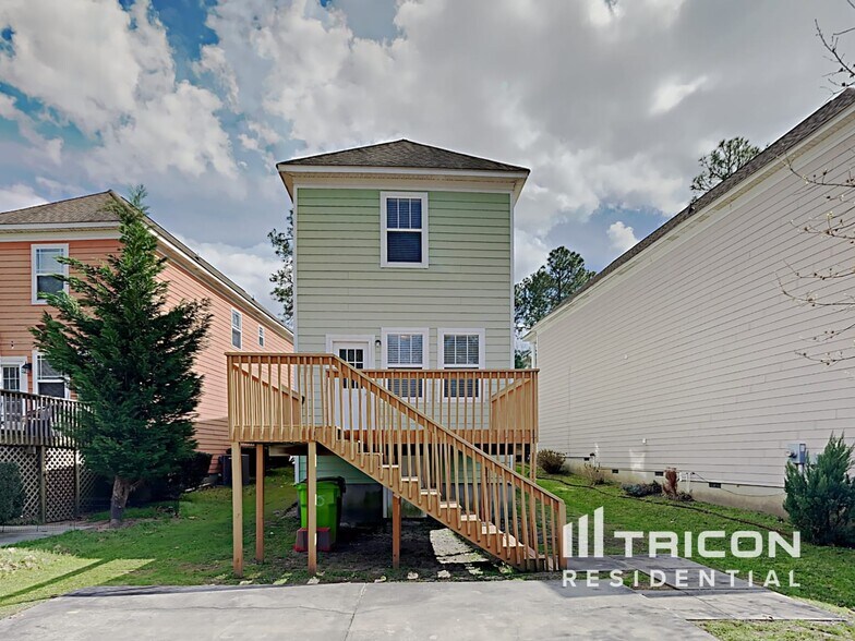 Building Photo - 192 Palmetto Park Cir