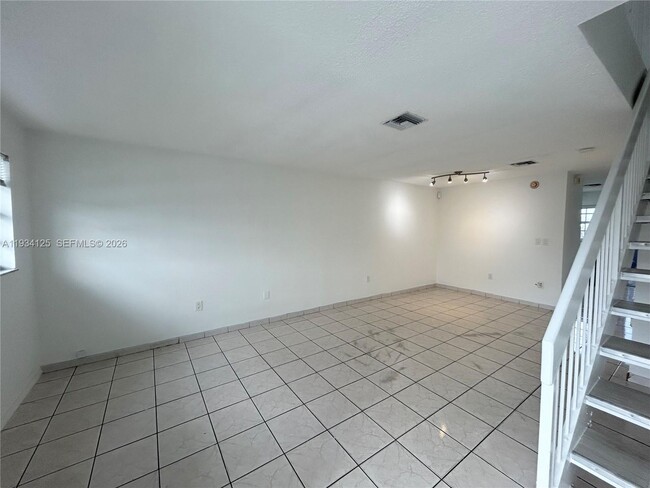 Building Photo - 6150 SW 130th Ave