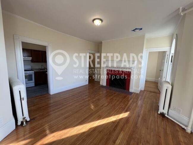 Building Photo - 1 bedroom in Cambridge MA 02138