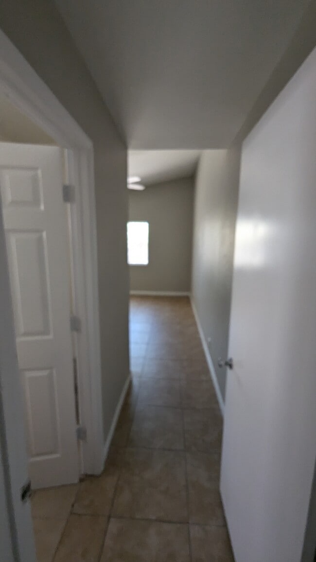 Building Photo - 8208 Cactus Root Ct