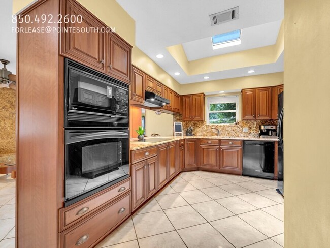 Building Photo - 333 Jonquil Cir