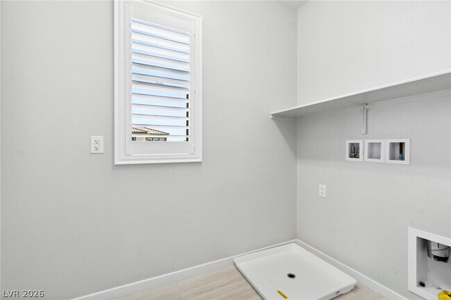 Building Photo - 12089 Arrebol Ave