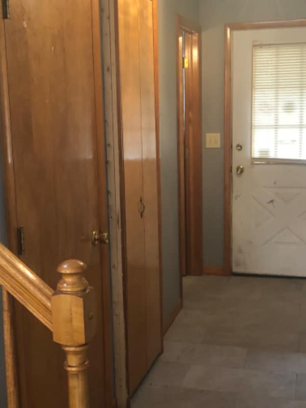 Building Photo - 3 Chrisken Dr