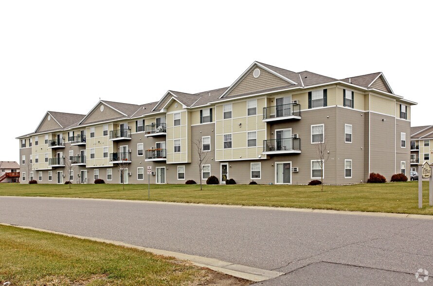 Cedar Ridge Apartments 810 Kelsey Ave Clearwater MN 55320 Apartment
