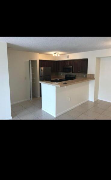 Building Photo - 1707 Village Blvd