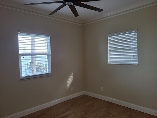 Building Photo - 2557 Pineapple Ave