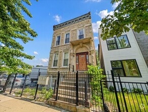 Building Photo - 2915 W Jackson Blvd
