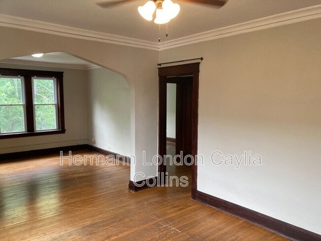 Building Photo - 5340 Bancroft Ave
