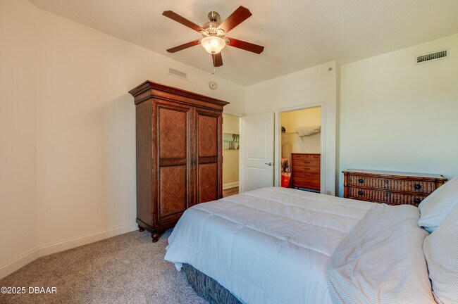 Building Photo - 3245 S Atlantic Ave