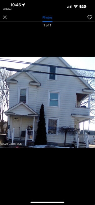 Building Photo - 138 Main St