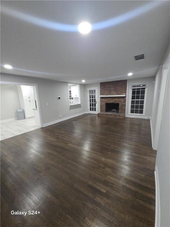 Building Photo - 1670 Christian Cir SE