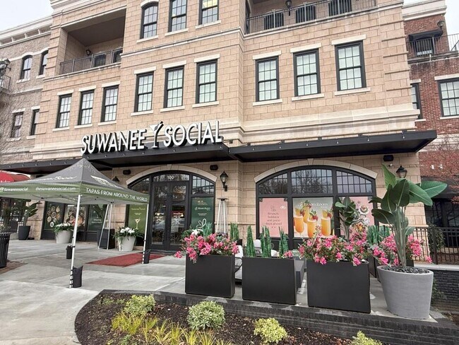 Building Photo - 3659 Chicago St NW