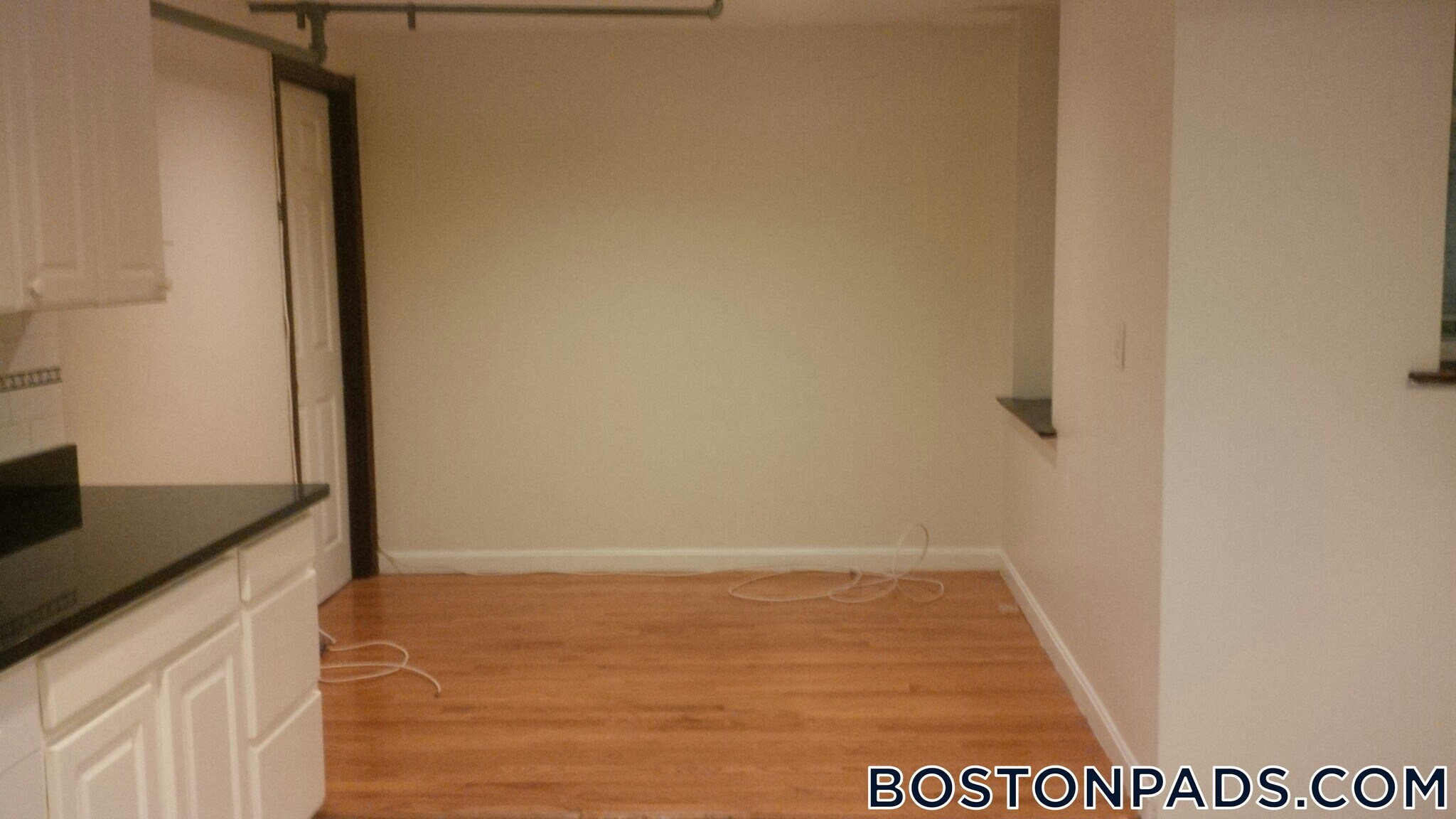 Building Photo - 171 Hemenway St