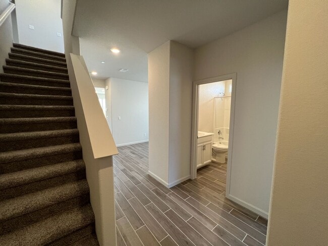 Building Photo - 4-bedroom two story plus a bonus loft!